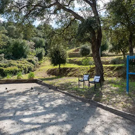 Villa Perelle 8, Emma